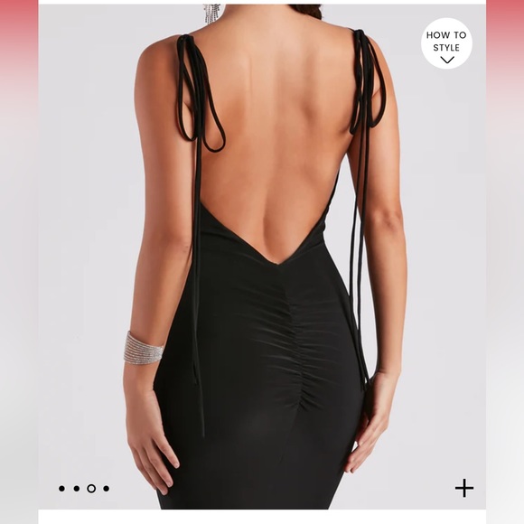 Black open back elegant dress - Picture 2 of 3